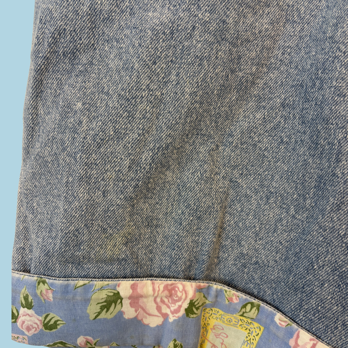 1990'erne Vintage BHS Floral Denim Shorts (Made in Britain) – Str. M/L - tilstand vintage sølskatte