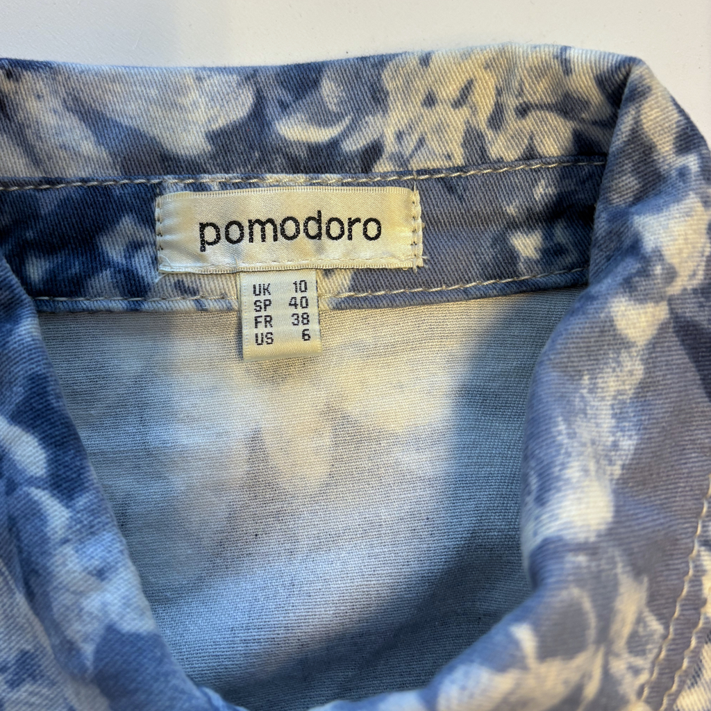 2000'erne Pomodoro Mønstret Denimjakke med Botanisk Blomsterprint, Tilstand Rå Diamant