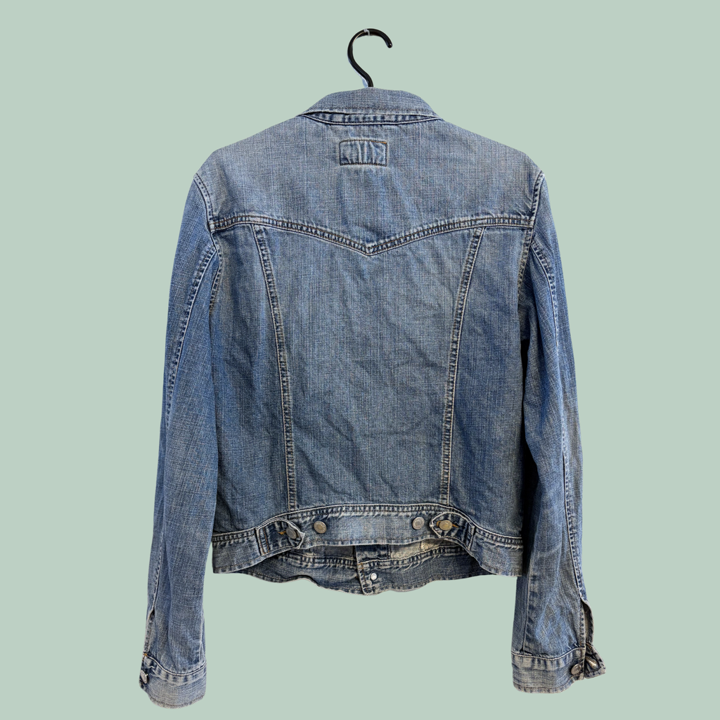2006 Vintage Levi’s Denim Trucker Jakke (Str. M) – Klassisk Blue Wash (2006)- Tilstand- Vintage Rå Diamant