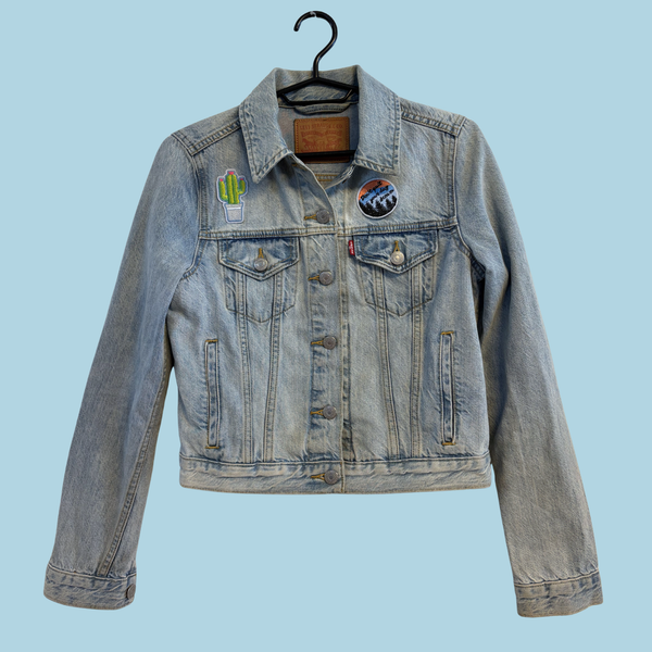 2016-2019 Levi’s blå denimjakke med strygemærker, str. XS (Tilstand- Sølvskatte)