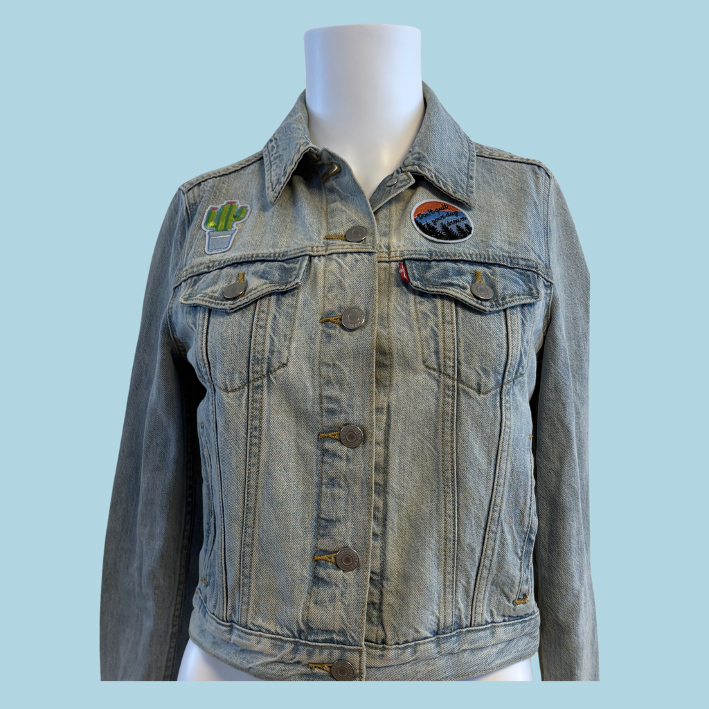 2016-2019 Levi’s blå denimjakke med strygemærker, str. XS (Tilstand- Sølvskatte)
