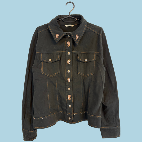1990' erne, Vintage "Made in Italy" Sort Denimjakke med Paisley-detaljer & Nitter (Str. 44/48) - tilstand Vintage Sølvskatte